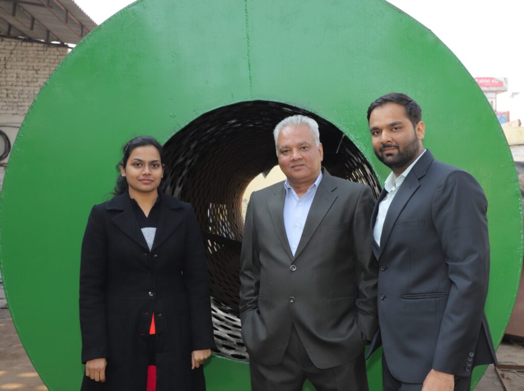 Team E3Waste solutions: Govid Palta(Right), Ajay Palta(center), Jasmeet Kaur(left)